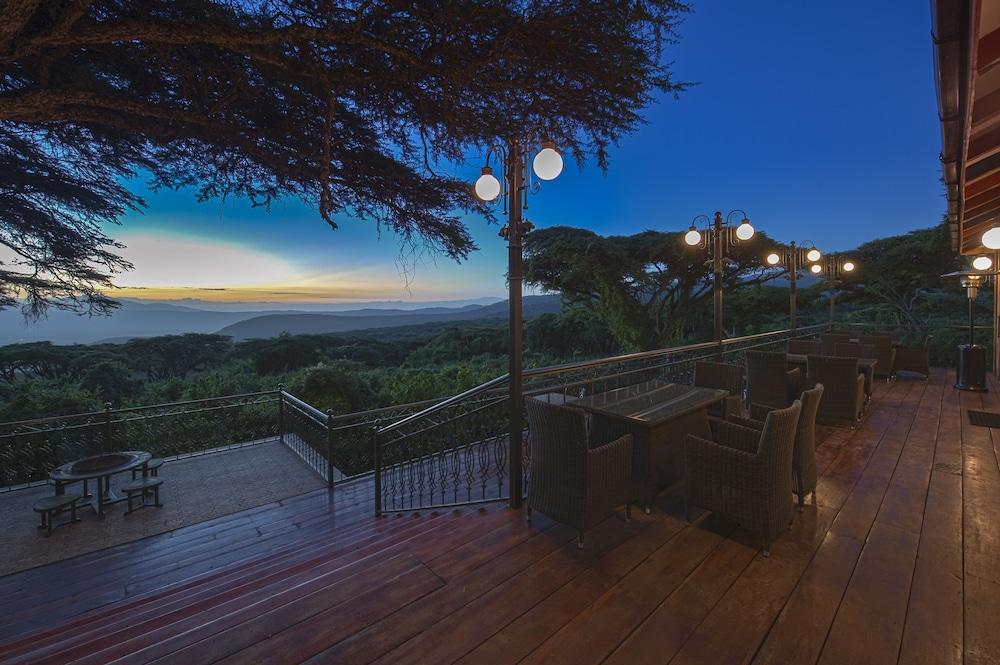 Karibu Camps And Lodges Lions Paw Ngorongoro Karatu Exteriör bild
