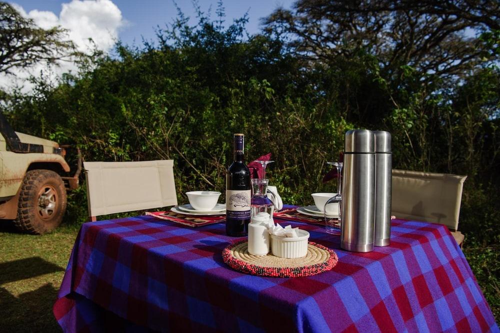 Karibu Camps And Lodges Lions Paw Ngorongoro Karatu Exteriör bild